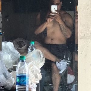 Meet your Posher, Uriel